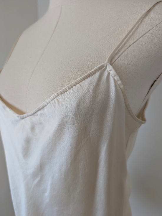 Vintage Blu's Silk Camisole Size 12 Medium Beige Cream Soft - Picture 7 of 8